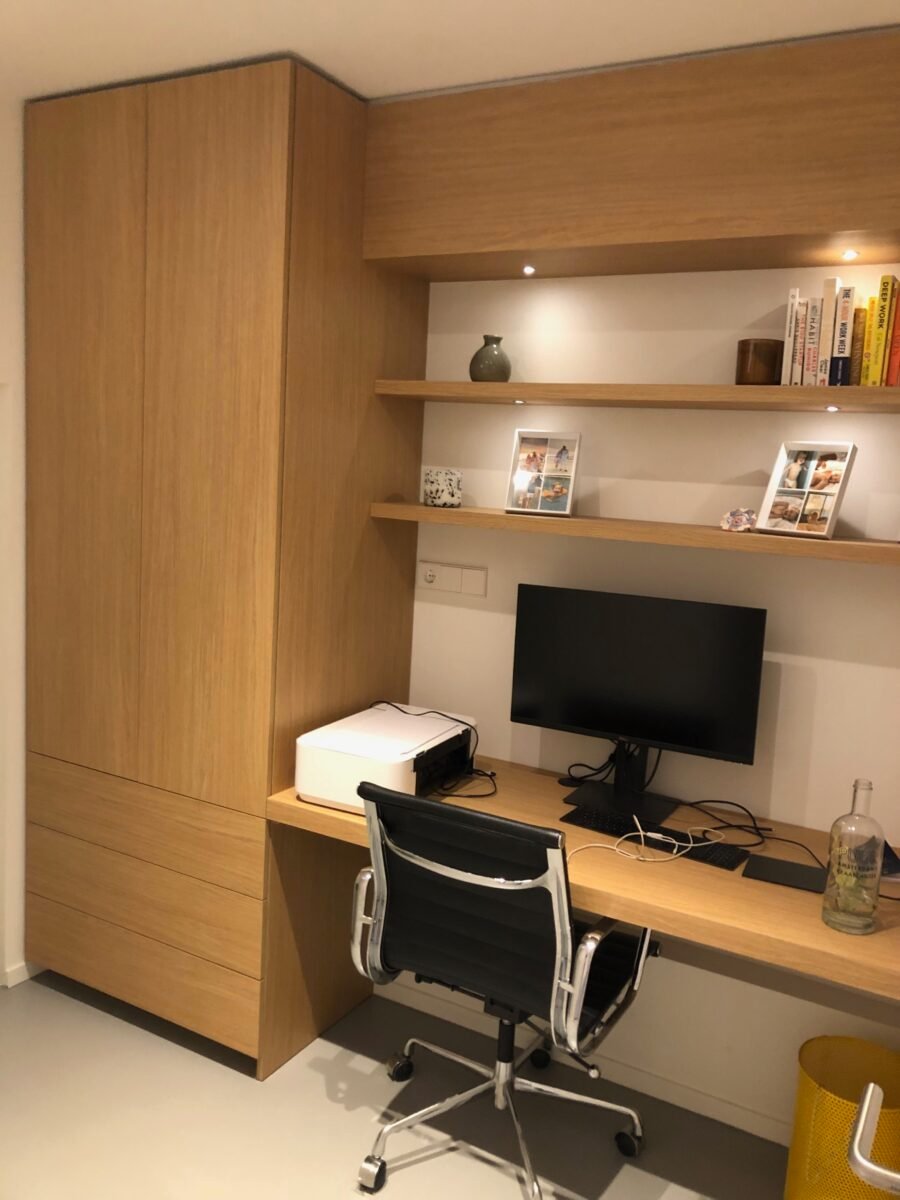 Reichmann interieur, Amsterdam de Pijp Bureau / Garderobe